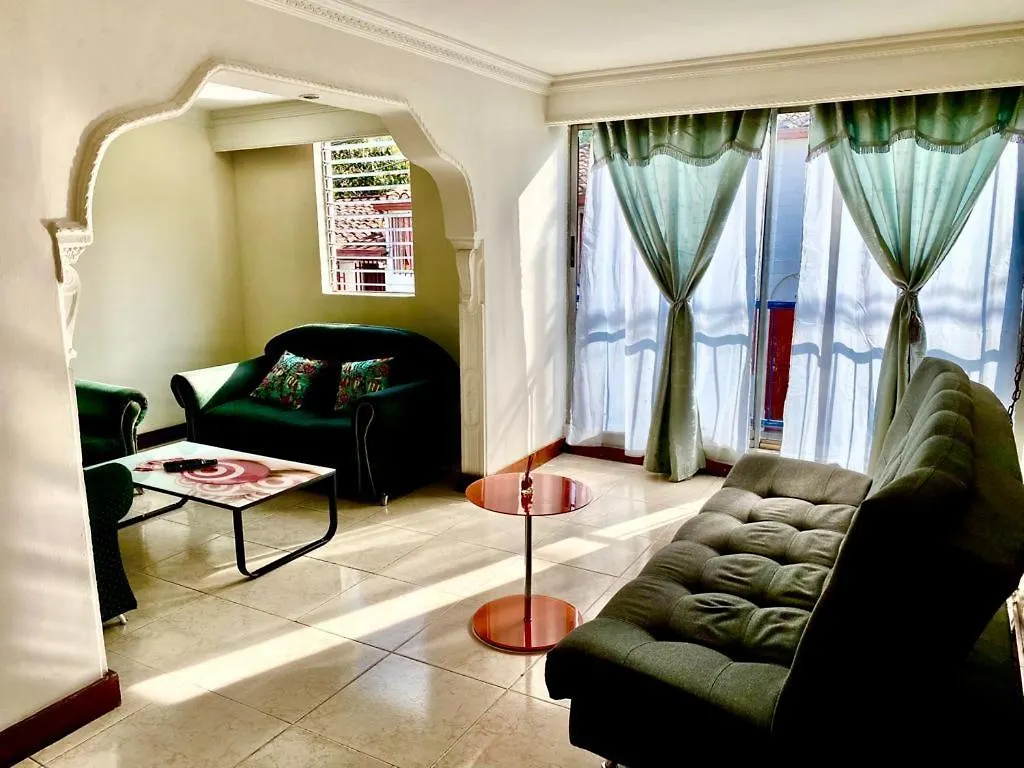 Apartamento San Javier Grafiti Tour Medellín 0*,